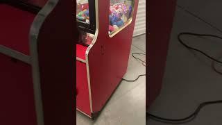 34” Panda Bear Claw Arcade Game Machine