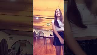 Dançando Com Os Meus Amigos Na Escola - Luiza Vinco #shorts #luizavinco