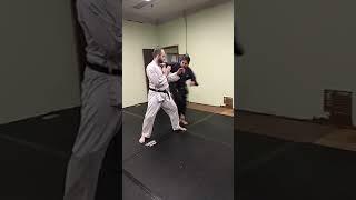 Kani-basami - scissors throw in#karate #martialarts #shotokankarate #mma #kata