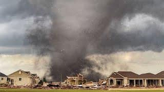Huge Tornado Strikes North Texas Cars & Houses Destroyed – City in Ruins