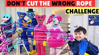 Lets Play Dont Cut The Wrong Rope Challenge With Our Friends Huggy Daddy Long Legs Kissy & More