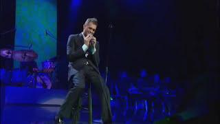 Michael Bublé - Me & Mrs. Jones at Madison Square Garden Live