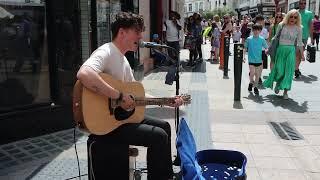 Padraig Cahill Sings High & Dry by Radiohead live on Grafton Street Dublin Fantastic cover Nailed it