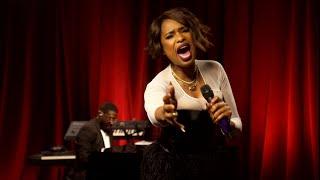 Jennifer Hudson sings Dreamgirls Medley I Am ChangingAnd I Am Telling You