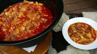 Magyaros betyárgulyás-Hungarian rascally goulash-Ungarische Räuber gulash