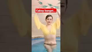 Cewek Korea cantik pakai bikini#shorts#bikini