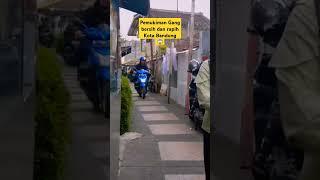 tidak pernah bosan jalan kaki disini #shorts #walking #bandung #slums