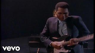 Robert Cray - Right Next Door Because Of Me