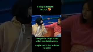 melang cantik wanita yang tertutup hijab