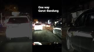 malam ini one way Garut Bandung