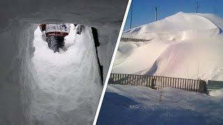Людям пришлось рыть тоннели в сугробах и откапывать свои дома из-под снега на Сахалине