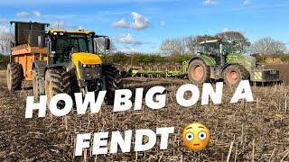 Day748 FASTRAC SPREADING MUCK & FENDT 724 ON BIG PLOUGH  #OLLYBLOGS  #AnswerAsAPercent