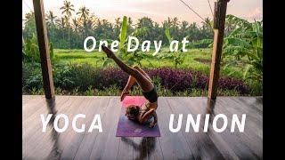 1 Day at a Yoga Teacher Training - YOGA UNION