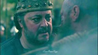 King Aelle Ivan Kaye torturing & killing Ragnar - Vikings 4x15