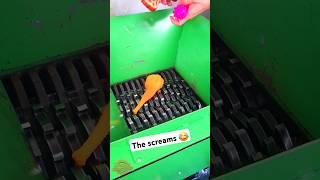 The screams  #shreddermachine #asmr #satisfying #experiment #oddlysatisfying #shreddingmachine