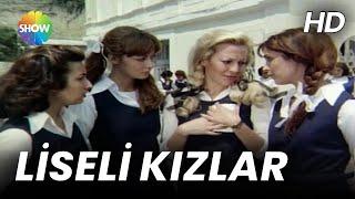 Liseli Kızlar 1977 -  Türk Filmi  Tek Parça Full HD