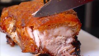 CRISPY ROAST PORK SHOULDER RECIPE WITH SKIN CRACKLING AND HOMEMADE GRAVY