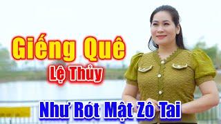 Giếng Quê - Em Gái Xinh Đẹp Hát Đường Phố Ngọt Ngào Như Rót Mật Vào Tai Người Nghe - Lệ Thủy