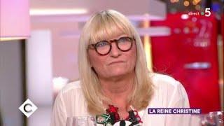 Les 30 ans de télé de la reine Christine Bravo - C à Vous - 13022018