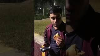 Mast Samosa hai Ekdum #shorts #viral @Muhfat_Official  Kya Khila Diya  Chutiya hai Kya