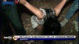 Petugas Gabungan Gelar Razia Pekat di Bantaran Rel Menteng PSK Histeris Tolak Dirazia - LIP 1110