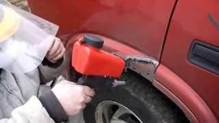 Review Harbor Freight Central Peumatic # 95793 gravity feed sanding blasting gun & how to video.