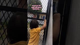 Bayi buka pintu pagar. Hampir mau kabur dari rumah  #cutebaby #shortsviral #shortsvideo #shorts