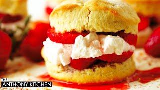 Quick-Fix Dessert  Strawberry Shortcake Biscuits 
