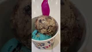 Cookies & Scream  Jamoca mousse royale flavored ice cream  #foodie  #icecream  #viral #foodlover
