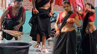 Bengali saree model washing cloth with hand desi style