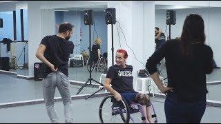 AS A pioneering workshop teaches flamenco to people in wheelchairs or with functional diversity