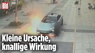 CHINA Elektro-Auto fängt plötzlich Feuer