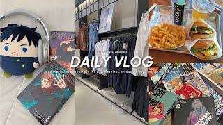 vlog  road trip anime shopping in the city mochinut productive days manga hauls & more