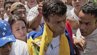 Venezuelas opposition leader Leopoldo Lopez released from prison