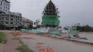 INDEPENDENCE MONUMENT IN BATTAMBANG IS 90% DONE.វិមានឯករាជ្យក្នុងខេត្តបាត់ដំបងធ្វើបាន៩០%ហើយ។