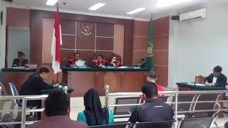 Tuntutan Jaksa atas dugaan penggelapan 374 akan tetapi di putus bebas oleh Pengadilan Negeri Batam
