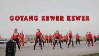 GOYANG KEWER KEWER  senam kreasi  zumba dangdut  Chika Aerobic