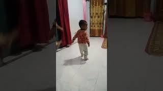 PINTAR  Anak Umur 1 Tahun Sudah Bisa Gerak Jalan  #viralvideo #shortsvideo #trending