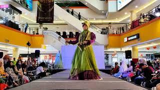 Fashion Show Model Hijab  Fashion Show Busana Muslim