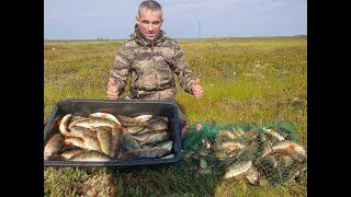 В ЭТОМ ОЗЕРЕ НЕВАЖНО КАКИЕ У ТЕБЯ СНАСТИ .ГЛАВНОЕ ЧТОБ В ВОДУ ЧТО ТО УПАЛО.РЫБАЛКА НА ЯМАЛЕ.