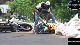 Dangerous Moto Racing _ Unbelievable Indonesian Bike Racing