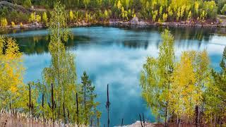 Мраморное озеро - бывший мраморный карьер. Окрестности села Абрашино Новосибирская область.