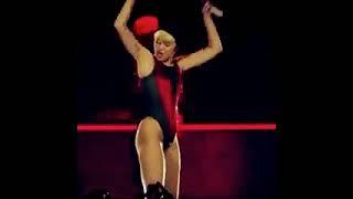 Miley Cyrus - Sexy Show Moment #sexy #mileycyrus #music