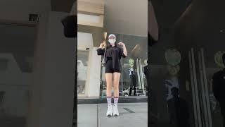 Dance wit me #shorts #dance #kienzy #tiktok #subscribe #youtube #love #viral #trending #girl #sexy