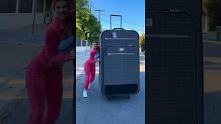 Just one bag ️ #hannahstocking @HannahStocking #comedy #funny #airport #haha #shorts