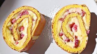 Rotolo Cremoso alle Fragole  Ricetta Dolce Facile e Veloce 