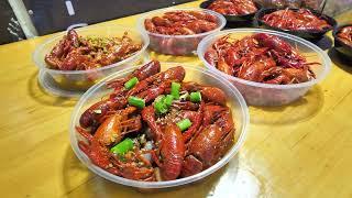 Chinese street super spicy crayfish ｜ kaolingmian｜food street