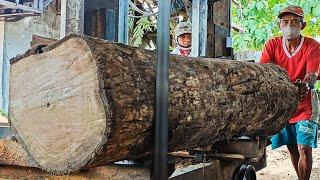 Black teak wood sawing process