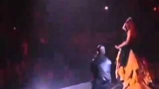 Eminem Ft Rihanna - Love the way you lie   Dr. Dre I need a doctor Grammy Awards 2011.flv