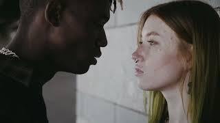 most sexy kiss ever black guy white girl kiss